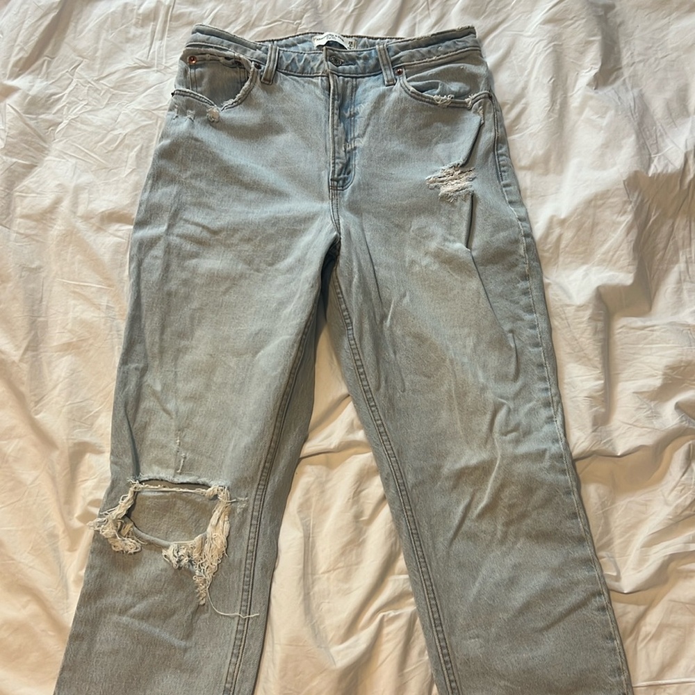Abercrombie Mom cropped curve love jeans